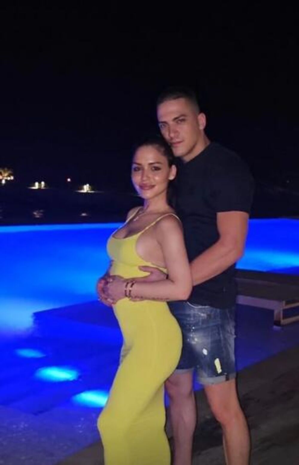 Aleksandra Mladenović sa dečkom