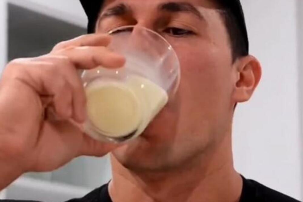 KUPUJU MAJČINO MLEKO NA CRNOG TRŽIŠTU I PIJU IZ BIZARNOG RAZLOGA: Bolestan trend na TikToku! (VIDEO)