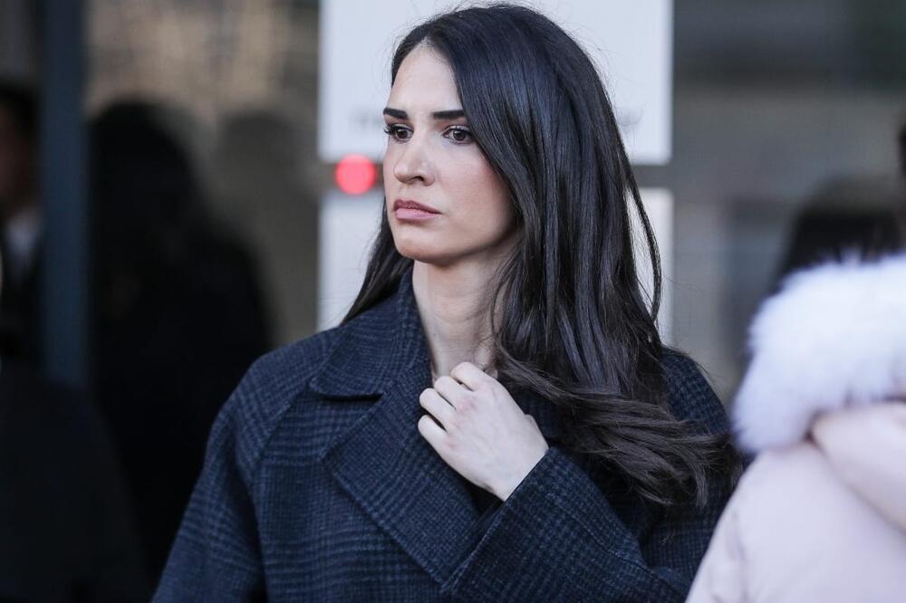 IRINU BOROVIĆ FIZIČKI NAPAO NJEN MUŽ? Prijavila ga za NASILJE, policija u stanu poznate ADVOKATICE