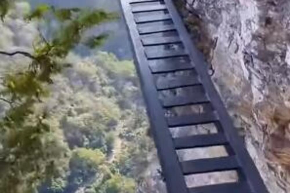 OD OVOG POGLEDA ZASTAJE DAH, ALI OD PUTA SE LEDI KRV U ŽILAMA: Da li biste se usudili da se prošetate OVOM STAZOM?