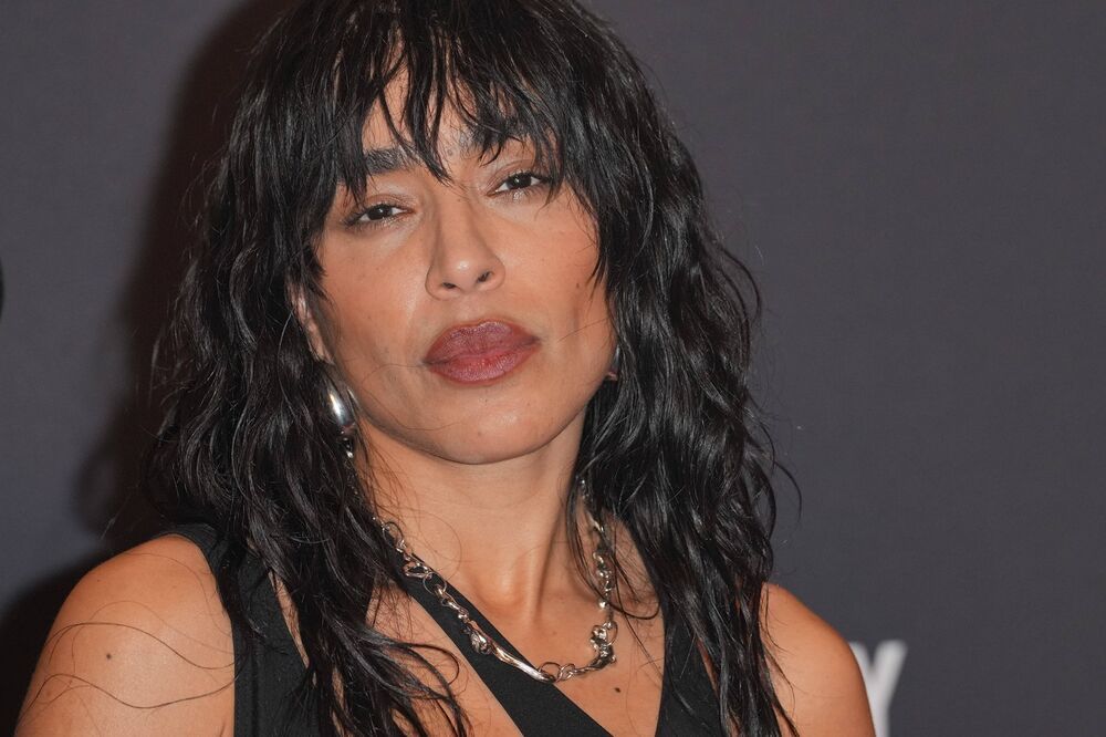 Lorin je rođena u Stokholmu 1983. godine