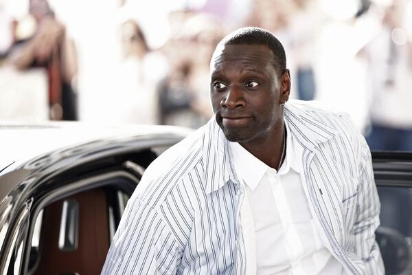 ROĐEN U BEDI, A DANAS JE NAJTRAŽENIJI EVROPSKI GLUMAC: Ceo život voli samo JEDNU ŽENU - skroman i SVIMA OMILJEN