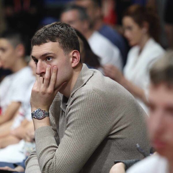 Srbija sa ili bez Jovića na Evrobasketu?