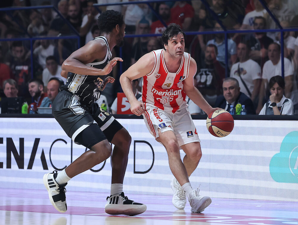 Detalj sa prve finalne utakmice ABA lige Crvene zvezde i Partizana