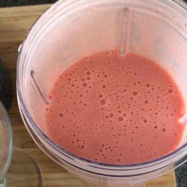 Dodajte kap ovog sredstva i očistite blender bez muke: Ne može biti prostije, zasijaće odmah