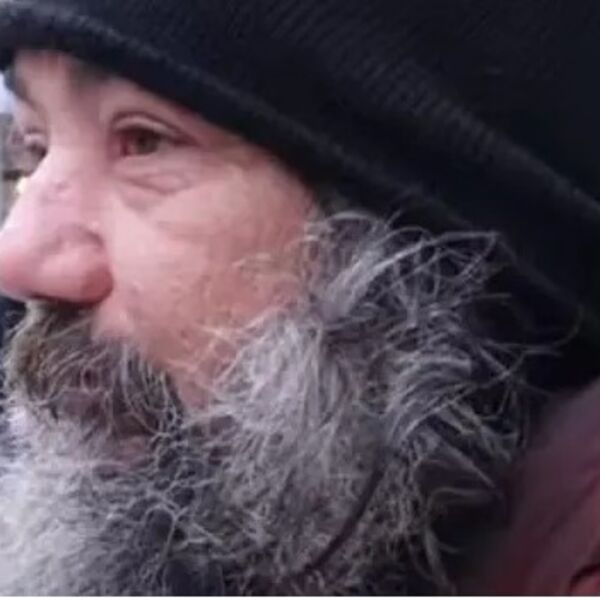 ODVELI SU BESKUĆNIKA NA TRANSFORMACIJU ŽIVOTA: Posle nje, NIKO nije mogao da ga prepozna, au ljudi, šta je ovo