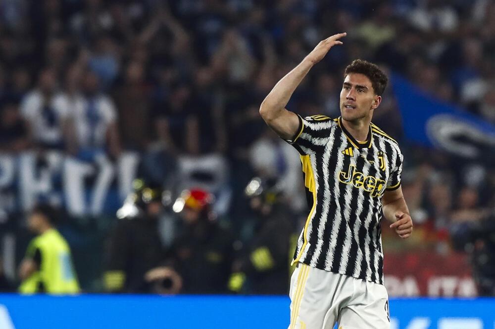 GOTOVO: Vlahović u OVOM klubu nastavlja karijeru!