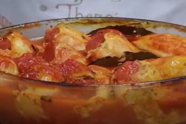 KAFANSKE PUNJENE PAPRIKE OBARAJU KOLIKO SU DOBRE: Profesionalni kuvari stavljaju 1 sastojak - najbolji recept