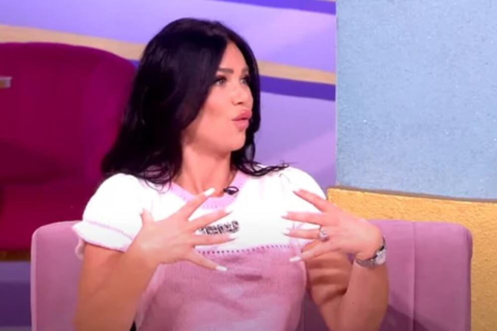 STANIJINA MAJKA ŽARI I PALI U SEDMOJ DECENIJI: Slavica se SKINULA U BIKINI, zanemećete kako IZGLEDA, BRUTALNO DOBRA