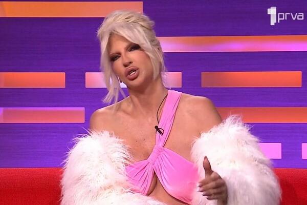 RAT IZMEĐU KARLEUŠE I SEVERINE SE NASTAVLJA: Isplivala PRIVATNA prepiska Tošića i Vučkovićeve, DA LI JE MOGUĆE?