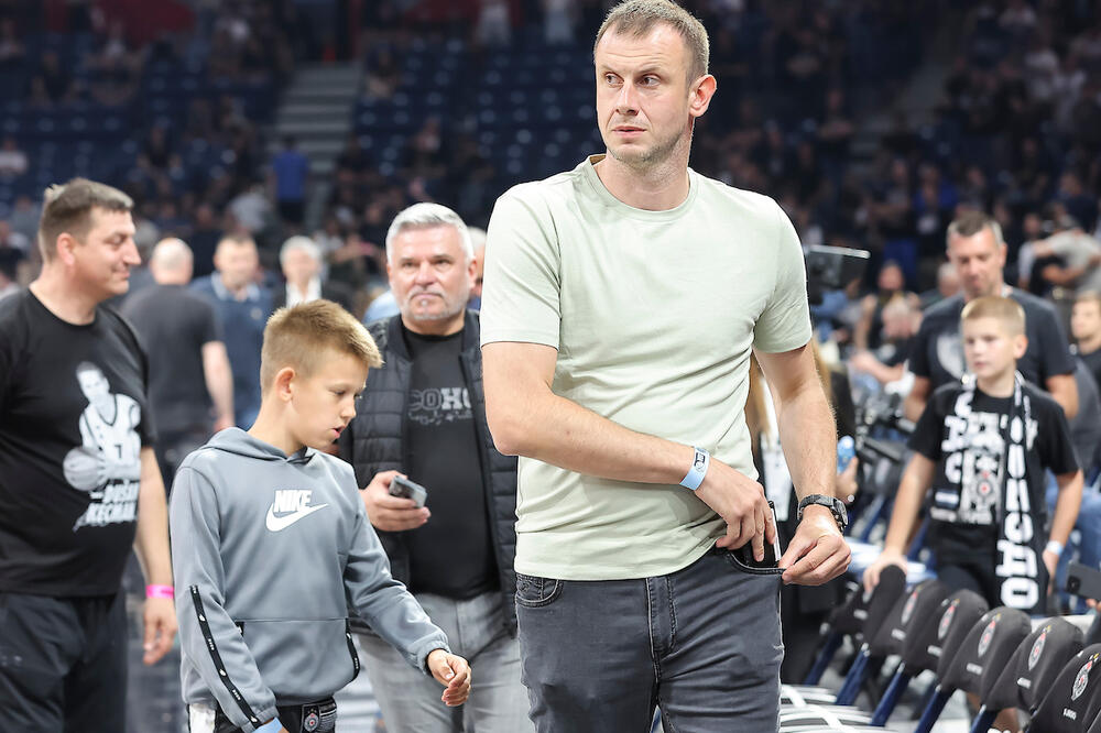 Veličković udario na pojedine navijače Partizana i stao u odbranu Vanje Marinkovića!