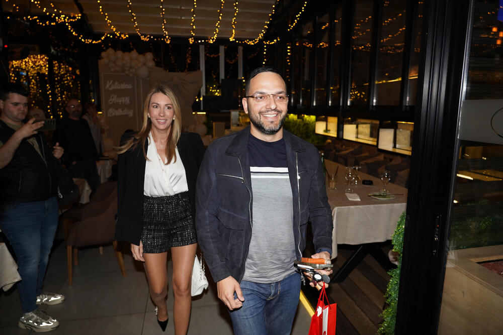 "Najlepšu narukvicu sam dobila u Narodnom frontu": Ministarka Đedović objavila fotografiju iz porodilišta (FOTO)