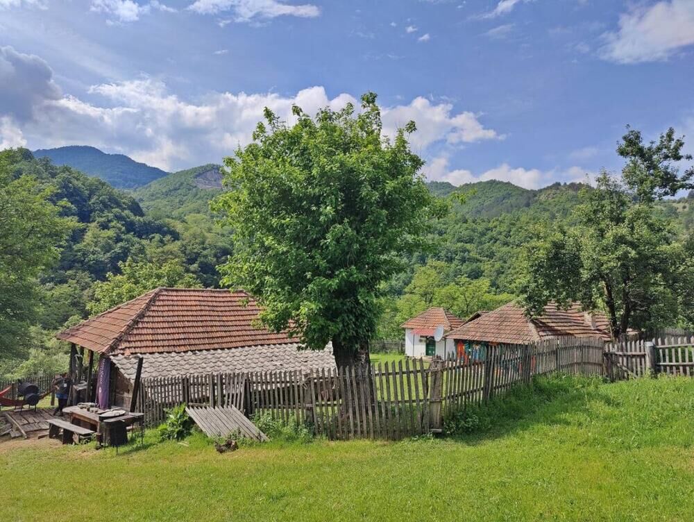 Magličgrad, Maglič, Miloš Sretenović