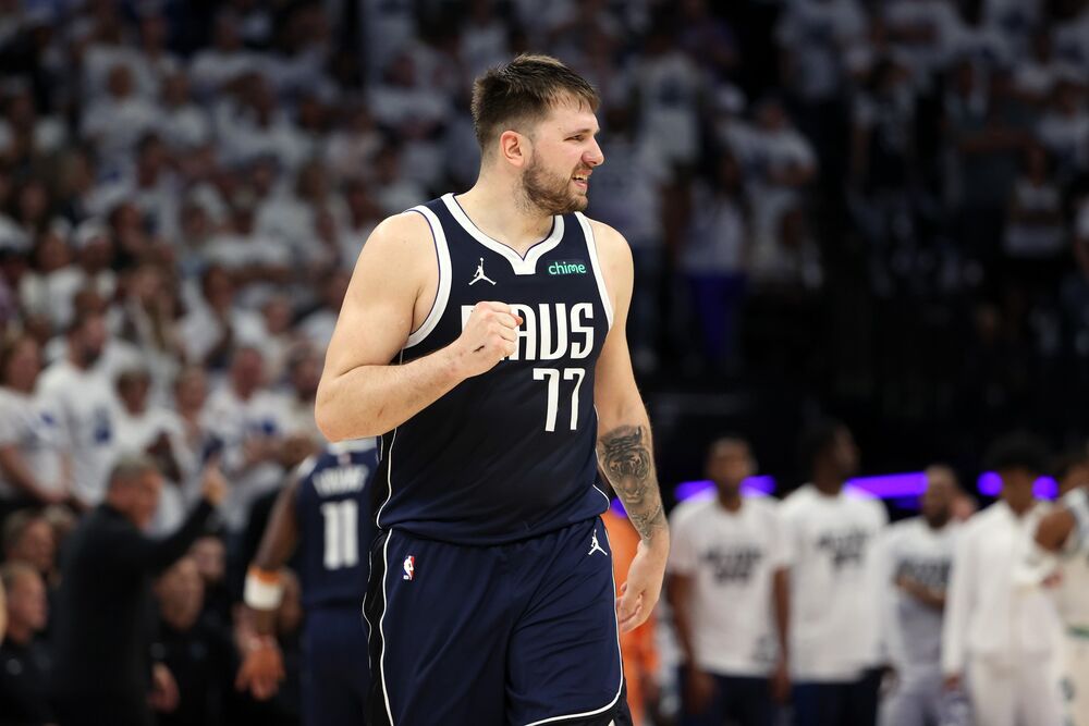 Luka Dončić na utakmici Minesote i Dalasa