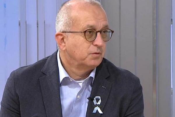 DR RADOSAVLJEVIĆ OTKRIVA SIMPTOME TEŠKE BOLESTI KOJI SE VIDE U WC-U: Zaboravljamo na ovo, a odnosi živote u Srbiji