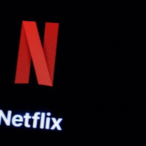 Netflix je upravo napravio istorijski potez: Warner Bros je kupljen, a sa njim i HBO, svet bruji o tome