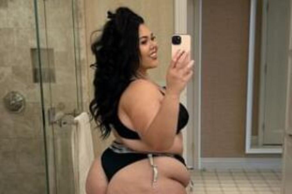 IMA 145 KILOGRAMA I SAMO SE SLIKA GOLIŠAVA! Briga je za vaše komentare - pogledajte kako PUCA OD PROVOKACIJE