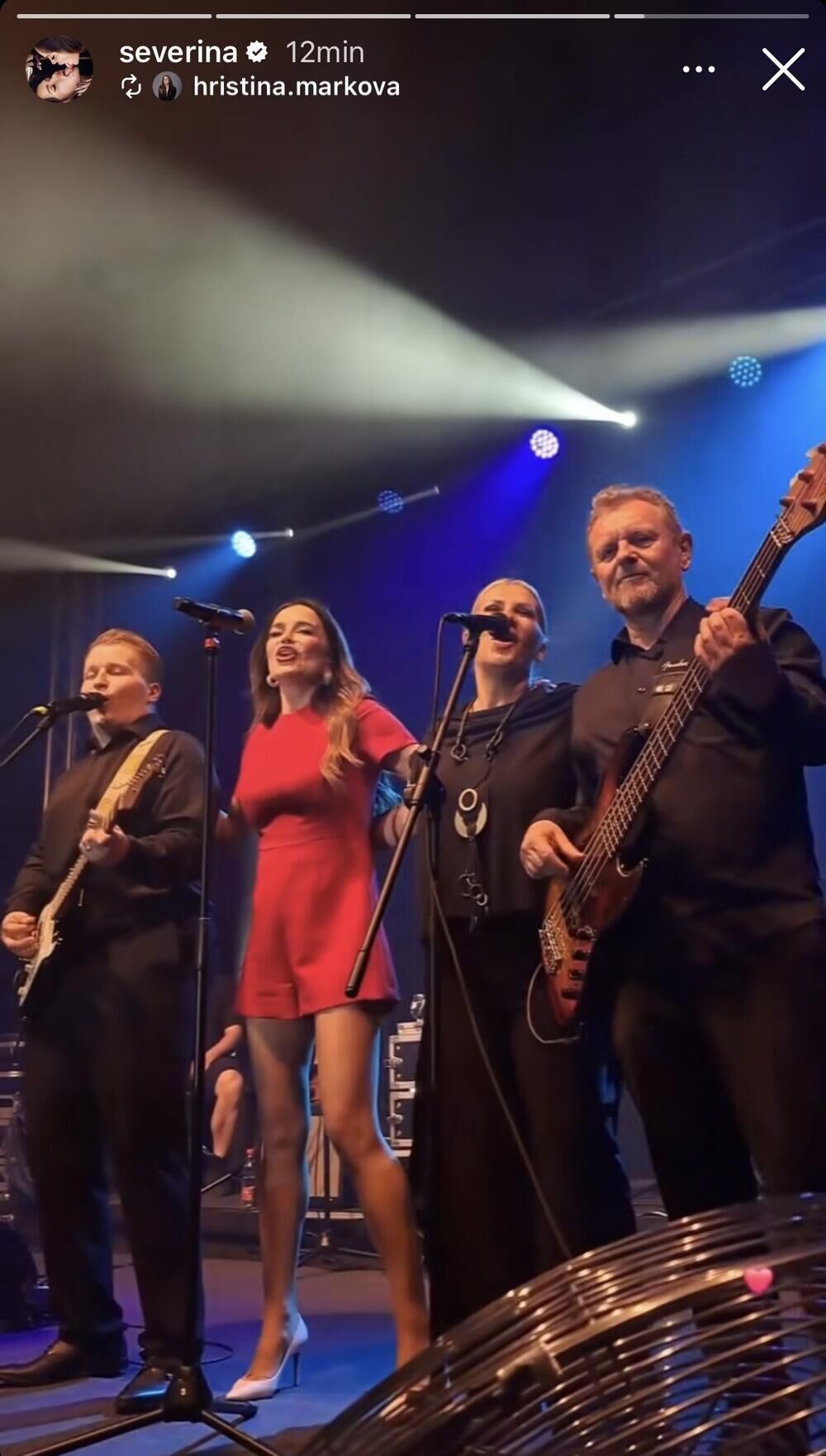 Oglasila se Severina