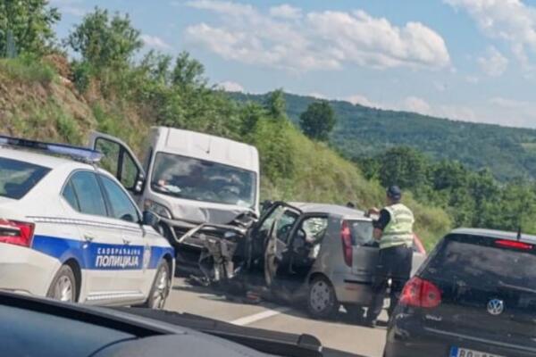 CRNE VESTI U SRBIJI, NESREĆE NA PUTEVIMA SE NE MOGU NI PREBROJATI: Saobraćajke sve ČEŠĆE, a evo gde je JAKO TEŠKO