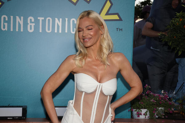 Ovo su nikad viđene fotografije Nataše Bekvalac: Objavila trenutke iz mladosti, neverovatna tranformacija