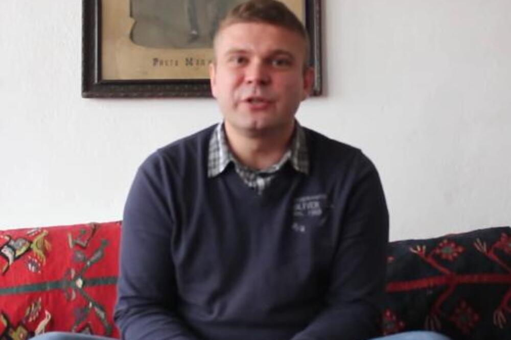 "BAKA POKOJNIKA JE UZELA KANDILO I REKLA OVO, NASTAO JE MUK": Aleksandar prisustvovao jezivom običaju u SRBIJI