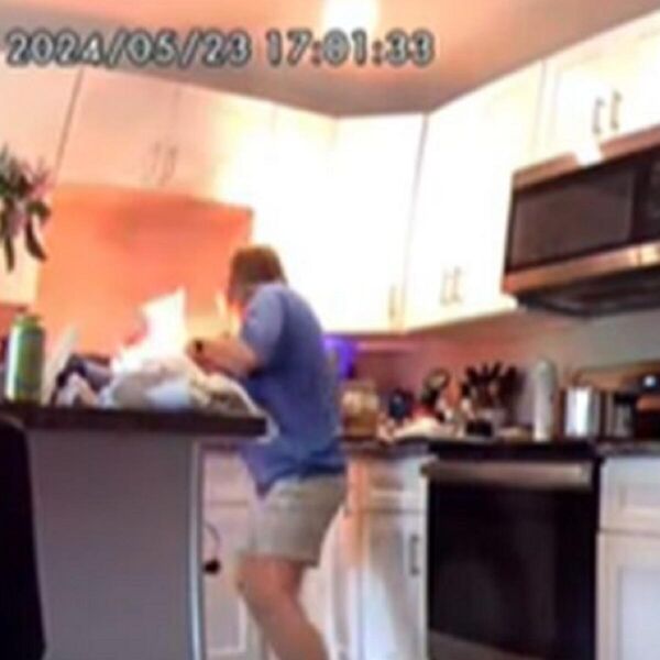 ZAPALILA ULJE, PA POKUŠALA DA GA UGASI VODOM: Ono što je usledilo LEDI KRV U ŽILAMA- snimak postao VIRALAN na mreži