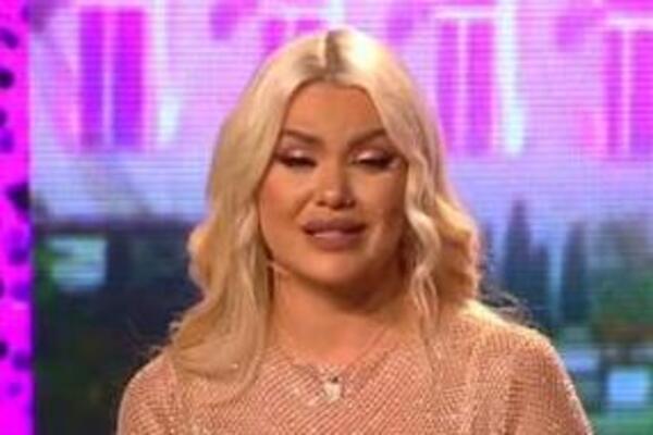 "SUNCE MOJE, ODE TI MENI" Tragedija u domu Sanje Stanković: Voditeljka OSTALA BEZ BITNE OSOBE, raspada se od TUGE