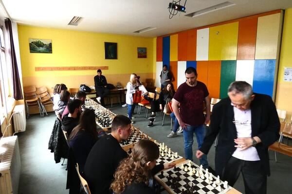 SEĆANJE NA MILANA I NEDU: Turnir u šahu u Nišu - nešto mnogo više od takmičenja