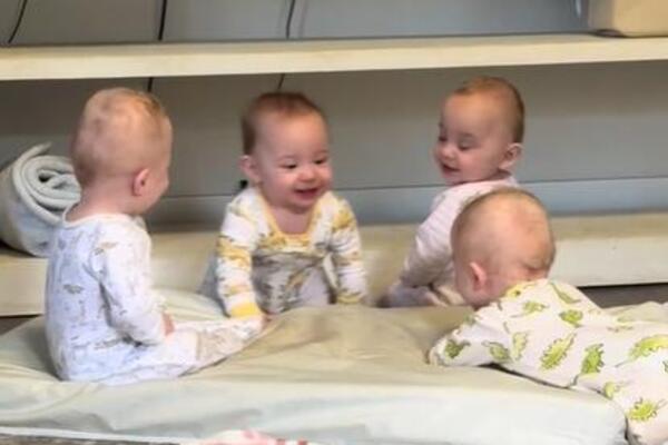 ZATEKLA ČETVORKE U SOBI DA RADE OVO I ZANEMELA: Majka podelila video zbog kojeg ljudi PLAČU, ovaj mali je FENOMEN
