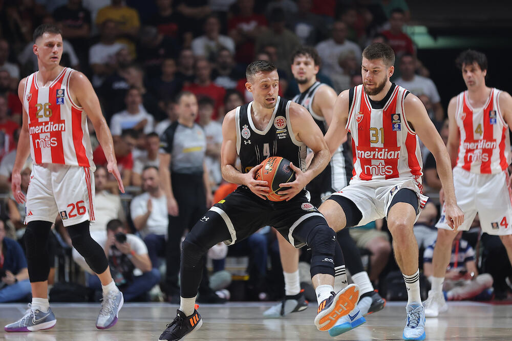 PALI SE VATRA PRED 2. MEČ: Zvezda se oglasila i požalila na OVO - čeka se odgovor Partizana?