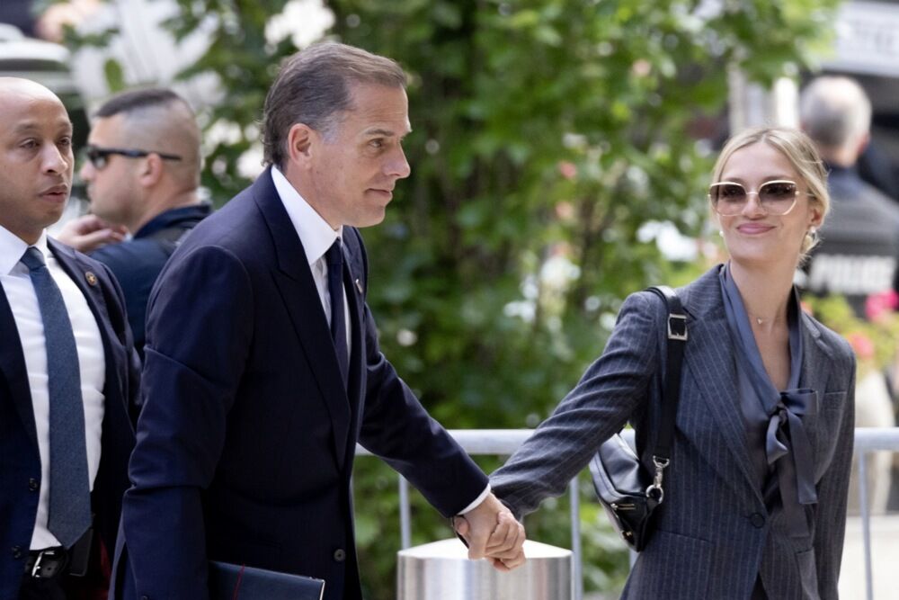 Hanter  Bajden sa sadašnjom suprugom 