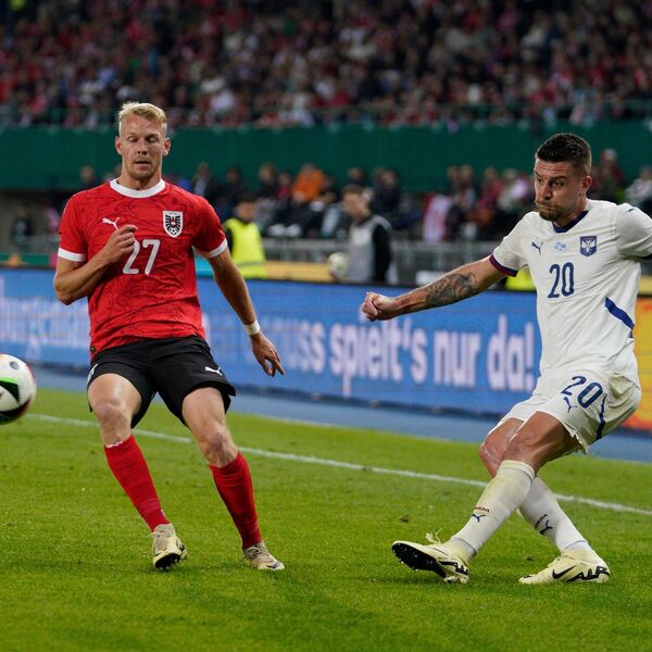 "MOLIM TE, DRAGANE, NE EKSPERIMENTIŠI VIŠE!" Čuveni stručnjak zagrmeo na selektora i "orlove" (FOTO)