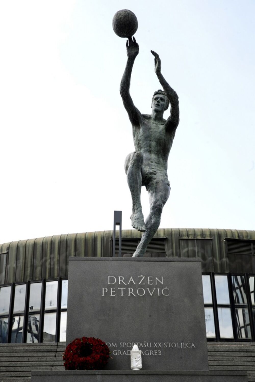 Statua Dražena Petrovića