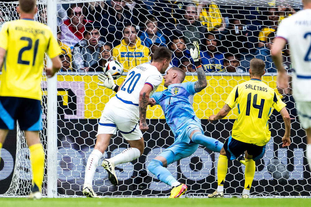 Gol Sergeja Milinkovića-Savića