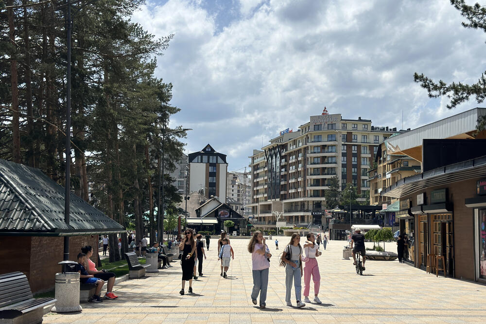 Vučić: Od ponedeljka za dva sata od Beograda do Zlatibora!