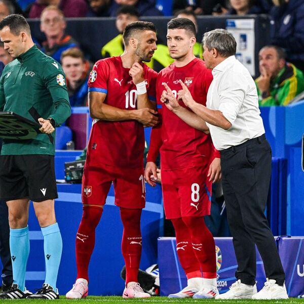 "PIKSI JE TREBALO DA OTERA TADIĆA!" Evropski prvak sa Zvezdom opleo po kapitenu Srbije (FOTO)