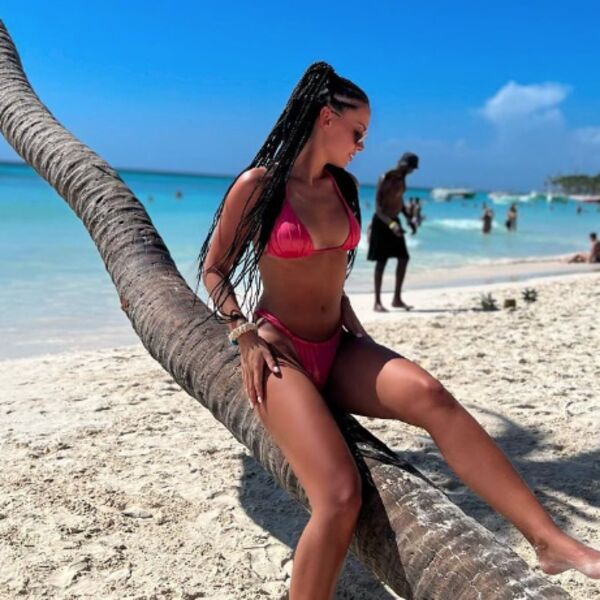 PORODILA SE PRELEPA SUPRUGA REPREZENTATIVCA SRBIJE: Na svet je donela devojčicu!