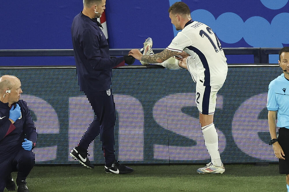 TRIPIJE KORISTIO DOPING PROTIV SRBIJE? (VIDEO/FOTO)