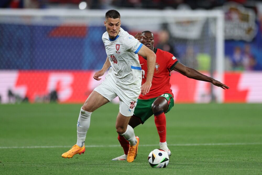 Patrik Šik na utakmici Portugala i Češke