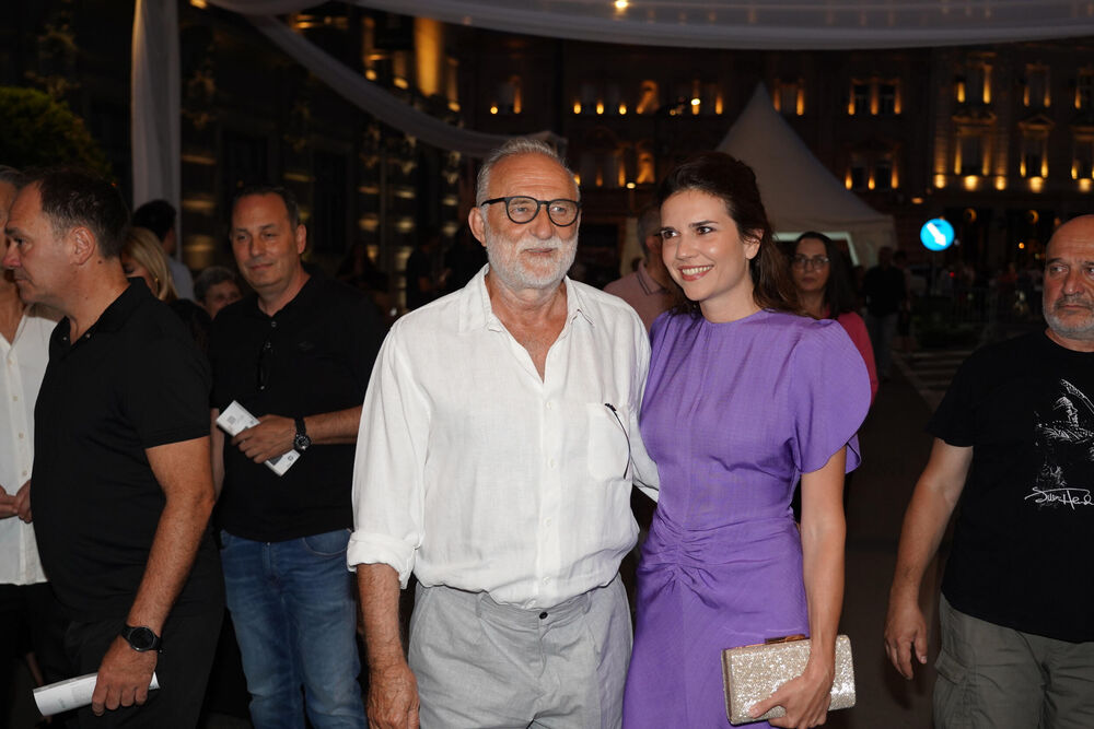 Lazar i Anica uživaju u ljubavi