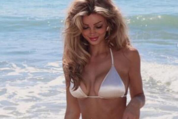 OVO JE DEVOJKA ENGLESKOG FUDBALERA KOJI JE ZABIO GOL SRBIJI NA EURU: Srbi ga MRZE, a za nju kažu da je ŽIVI SE*S