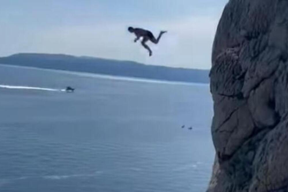 OVO DEFINITIVNO NIJE ZA SVAKOGA: Dva Splićanina skočila sa 27 METARA VISINE, snimkom RASPAMETILI NACIJU (VIDEO)