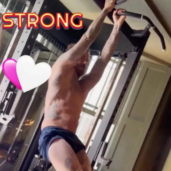 DEJVID BEKAM IZGLEDA KAO BOG: Evo kakvo telo ima u 49. GODINI, trenira i gazi sve pred sobom - ZATEGNUT KO PRAĆKA