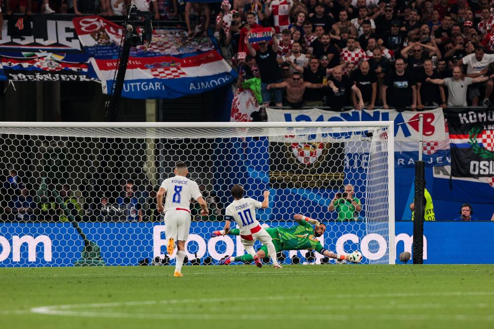 HRVATI UDARILI NA KOMENTATORA RTS-A! Evo šta im je ŽESTOKO ZASMETALO - "NEPROFESIONALNO"