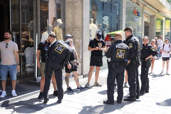 HOROR! UČENIK IZBO PROFESORA U ŠKOLI: Policija traga za napadačem