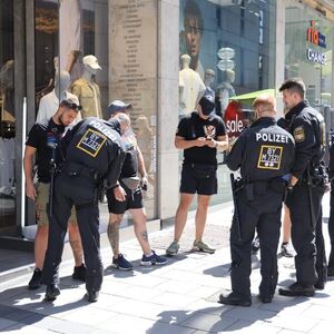 "Rekla mi je da ne može više, a onda su sevnuli noževi" Devojčicu Mariju iz Srbije (12) upucala nemačka policija