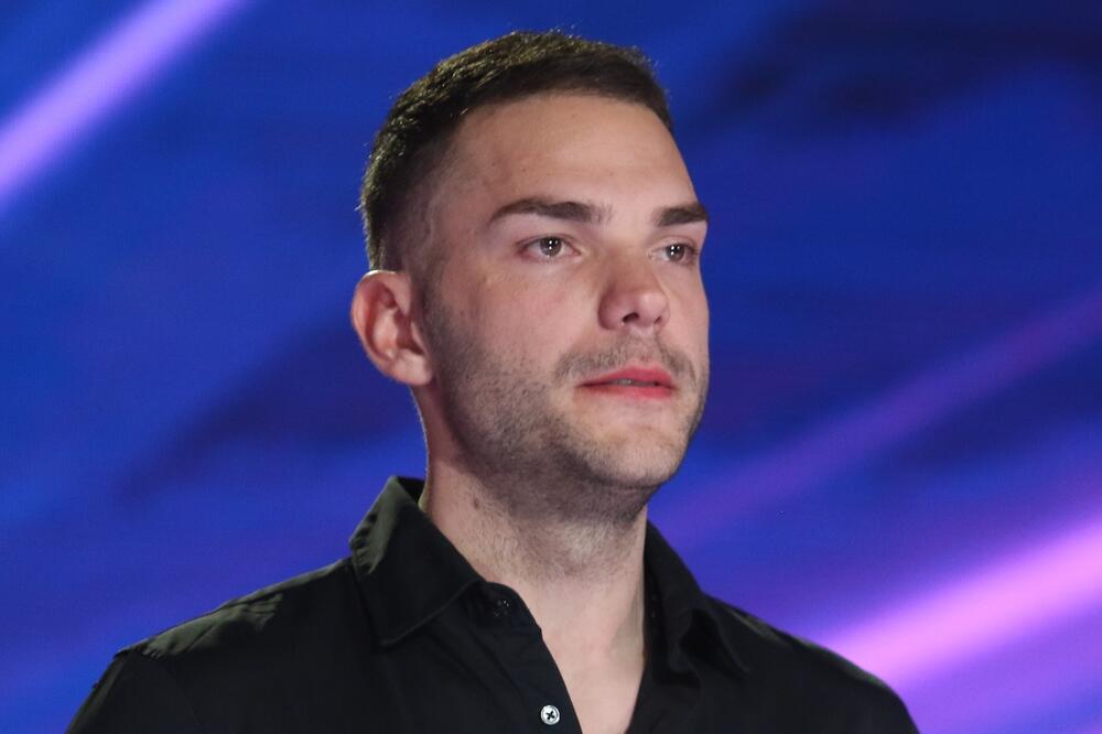 Da li se odrekao oca i čije prezime nosi bila je glavna tema: Sada su rešene sve nedoumice, isplivala je istina