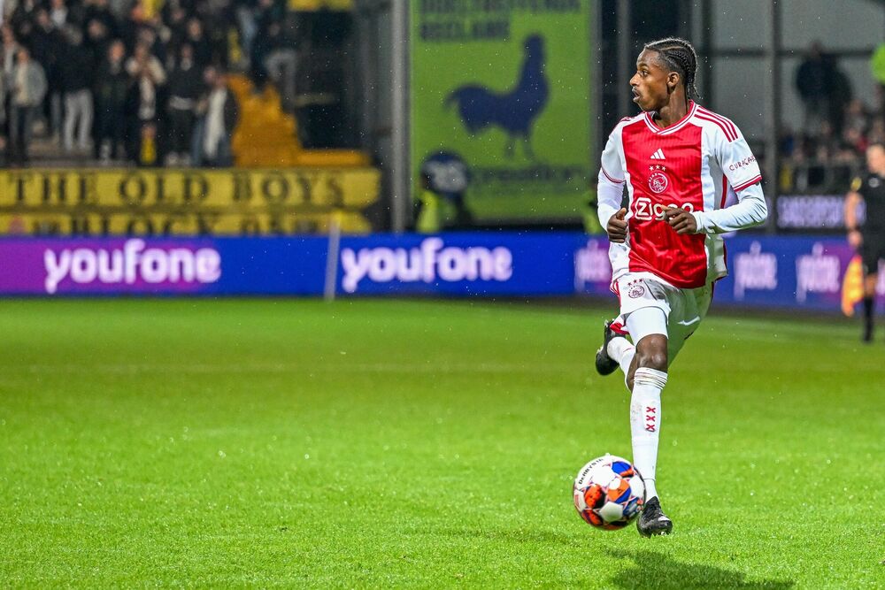 Artjani Marta u dresu mladog tima Ajaksa