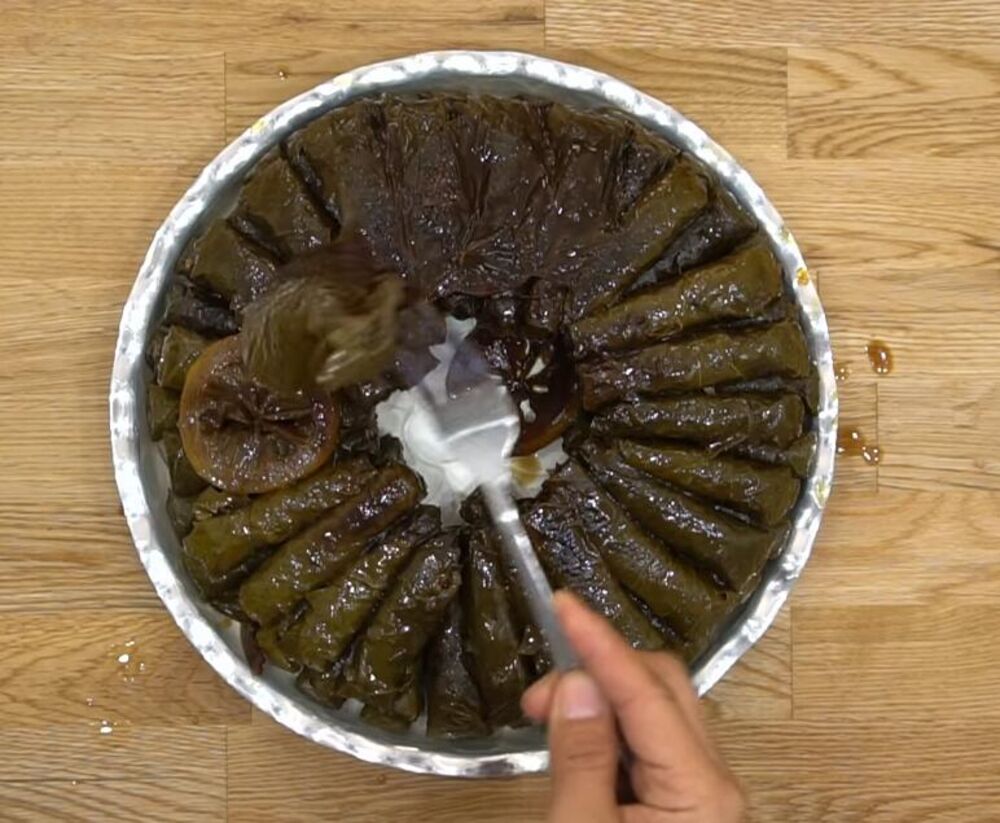 Sarmice u vinovoj lozi