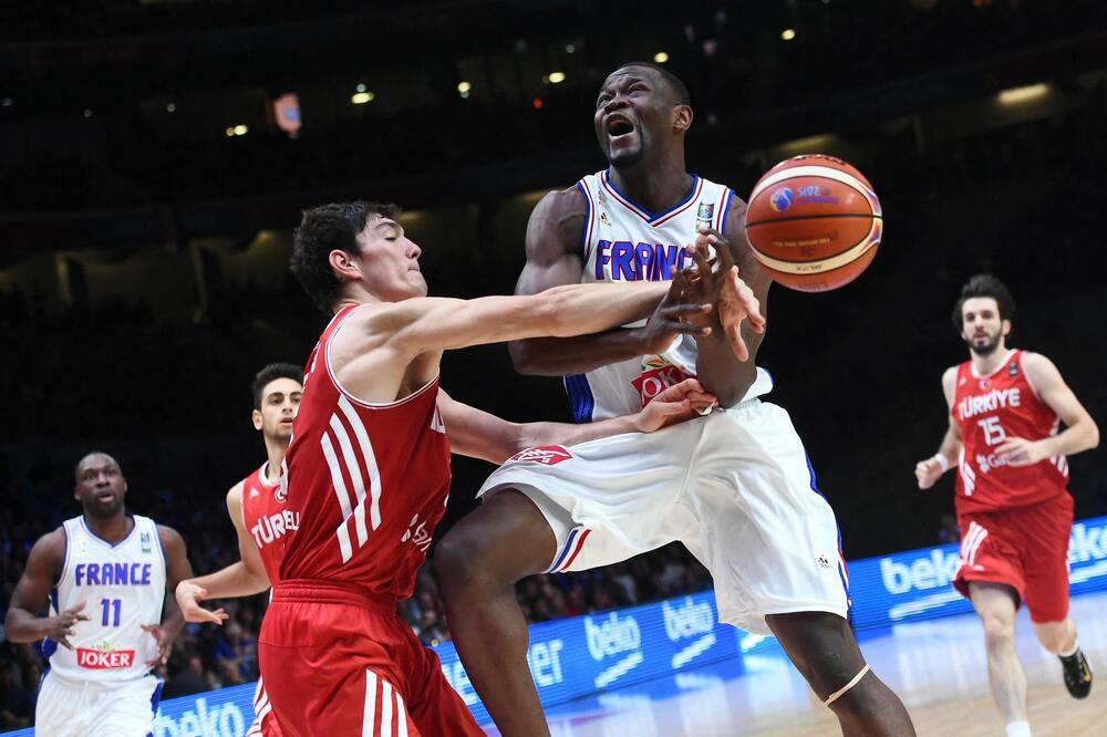 POTPISAO! Obradović može da nakrivi kapu! Zver je tu!